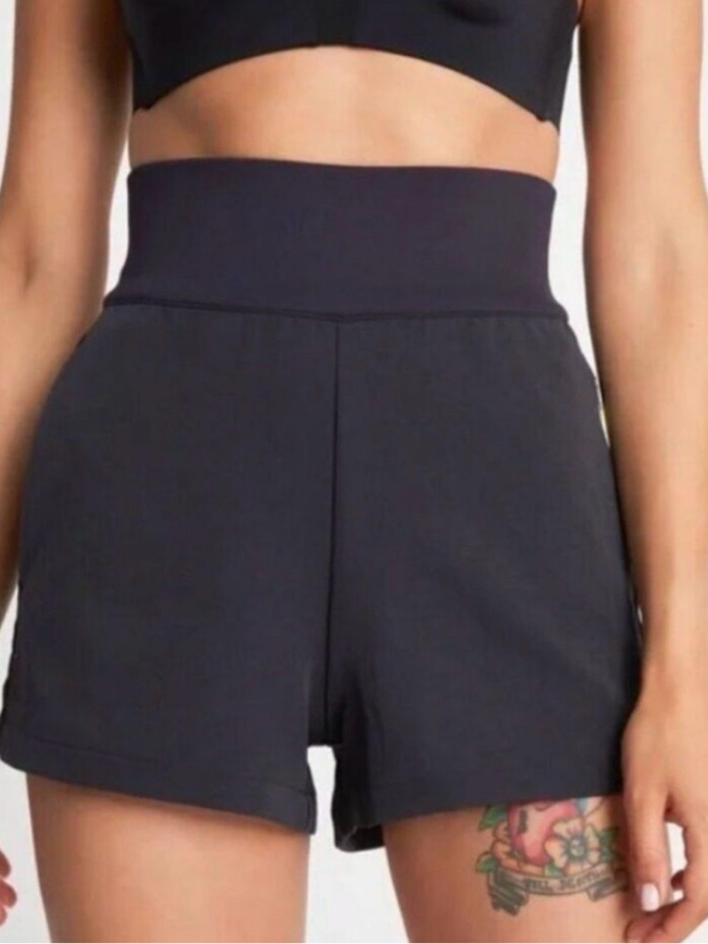 Nike High-Waist Black Women’s Shorts